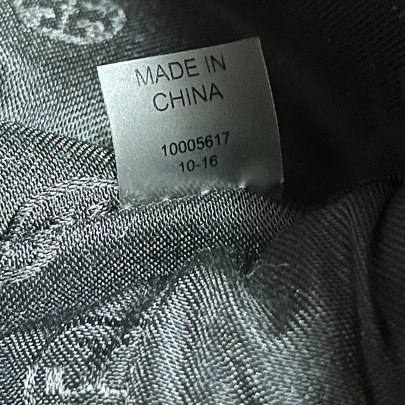 New Authentic TORY BURCH Small Robinson Woven Leather Tote - Picture 6 of 7